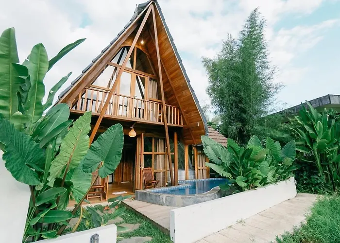 Zen Retreat With Ricefield And Mountain View With Pool Silebeng