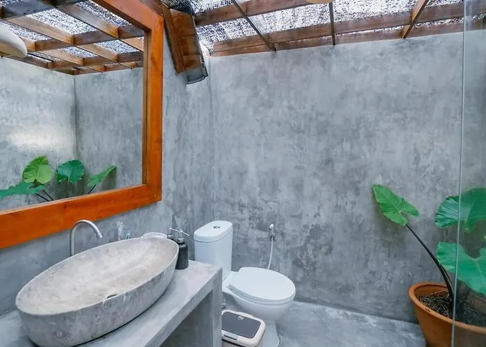 Zen Retreat With Ricefield And Mountain View With Pool Silebeng