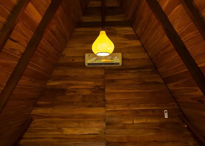 Zen Retreat With Ricefield And Mountain View With Pool Chalet Silebeng