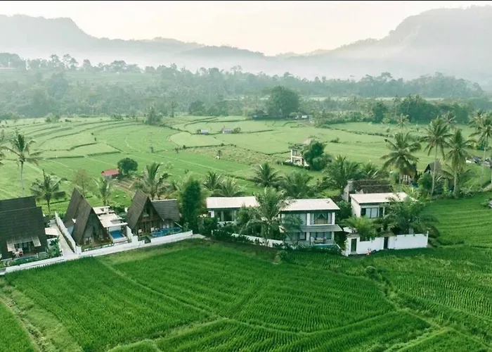Zen Retreat With Ricefield And Mountain View With Pool Chalet *